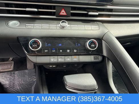 Used 2024 Hyundai Elantra SEL FWD image 22