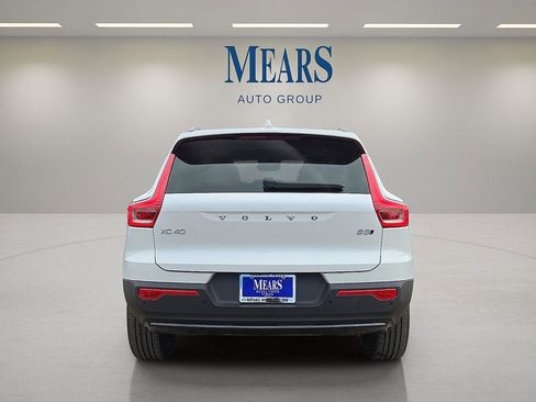 New 2026 Volvo XC40 B5 Plus w/ Protection Package Premier image 4