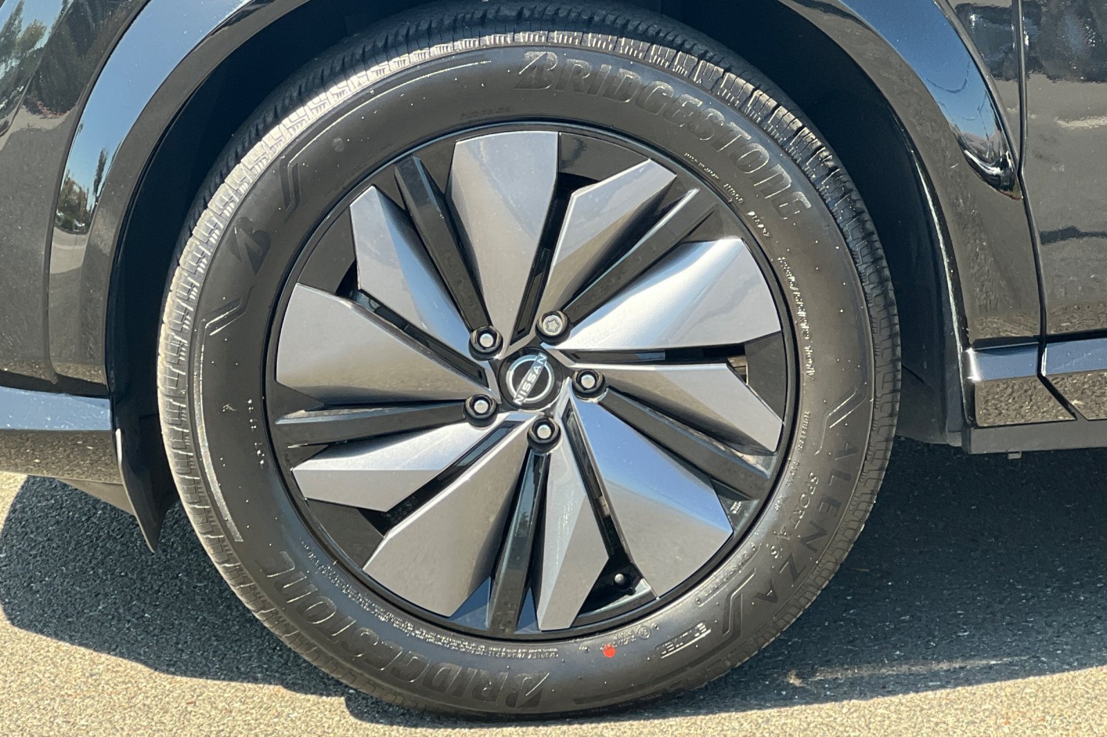 Certified 2023 Nissan Ariya FWD image 33