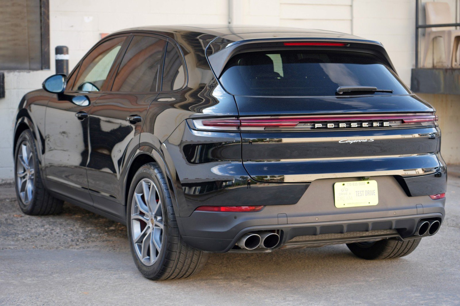 Used 2024 Porsche Cayenne S w/ Premium Package AWD/4WD image 53