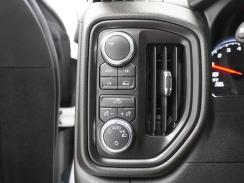 Used 2023 GMC Sierra 1500 Pro w/ Convenience Package AWD/4WD image 19