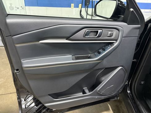 New 2026 Ford Explorer Tremor w/ Tremor Convenience Package image 19
