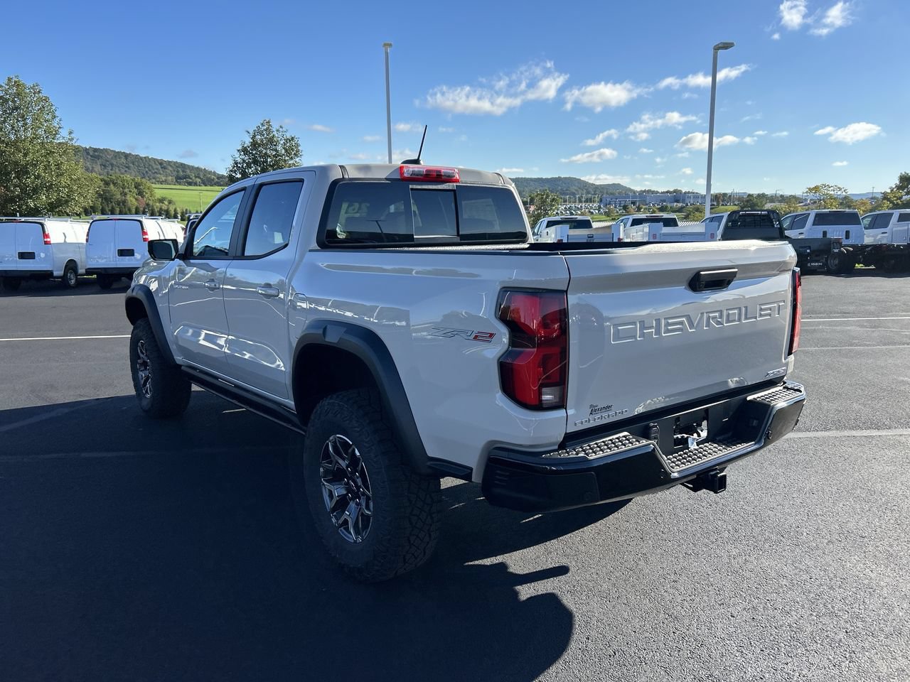 New 2026 Chevrolet Colorado ZR2 w/ Technology Package AWD/4WD image 5