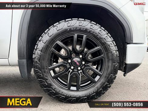 Used 2021 GMC Sierra 1500 Elevation w/ Preferred Package image 23