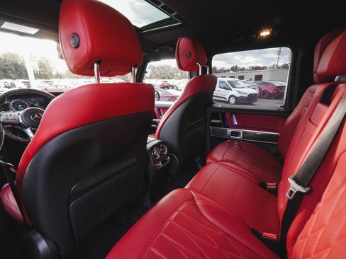 Used 2024 Mercedes-Benz G 63 AMG 4MATIC image 32