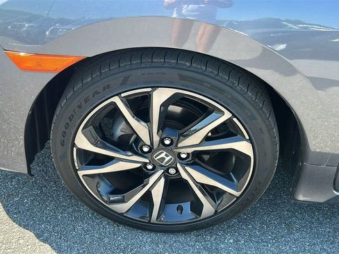 Used 2019 Honda Civic Sport image 9