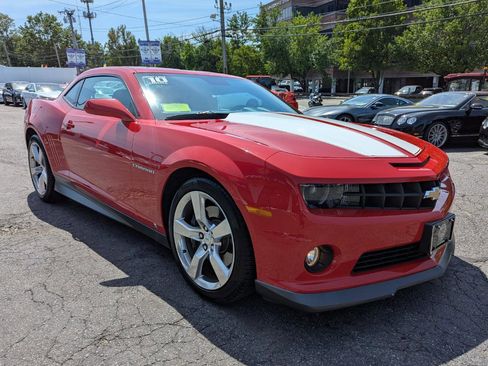 Used 2010 Chevrolet Camaro SS w/ LPO, Ground Effects Package RWD image 5