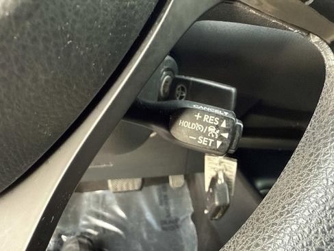 Used 2020 Toyota C-HR LE w/ Phone Cable & Charge Package image 37