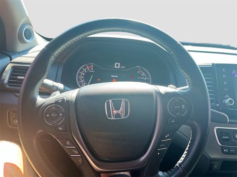 Used 2023 Honda Ridgeline RTL image 11