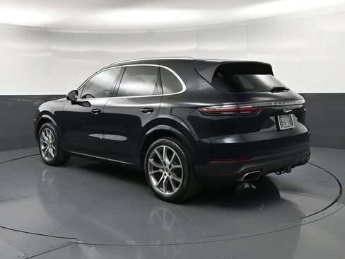 Certified 2023 Porsche Cayenne AWD/4WD image 3