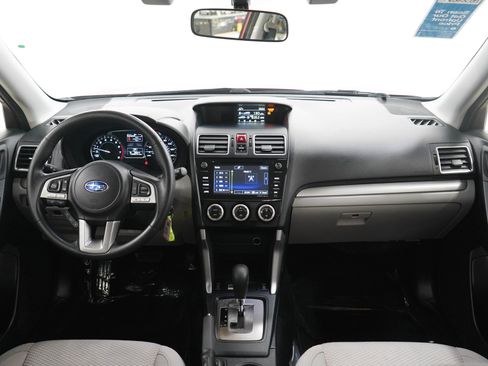 Used 2017 Subaru Forester 2.5i Premium AWD/4WD image 13