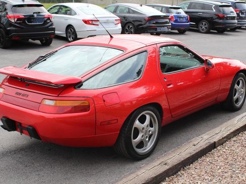 Used 1995 Porsche 928 GTS RWD image 6