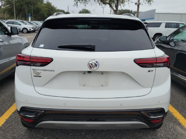 Used 2022 Buick Envision Essence w/ Technology Package II FWD image 7