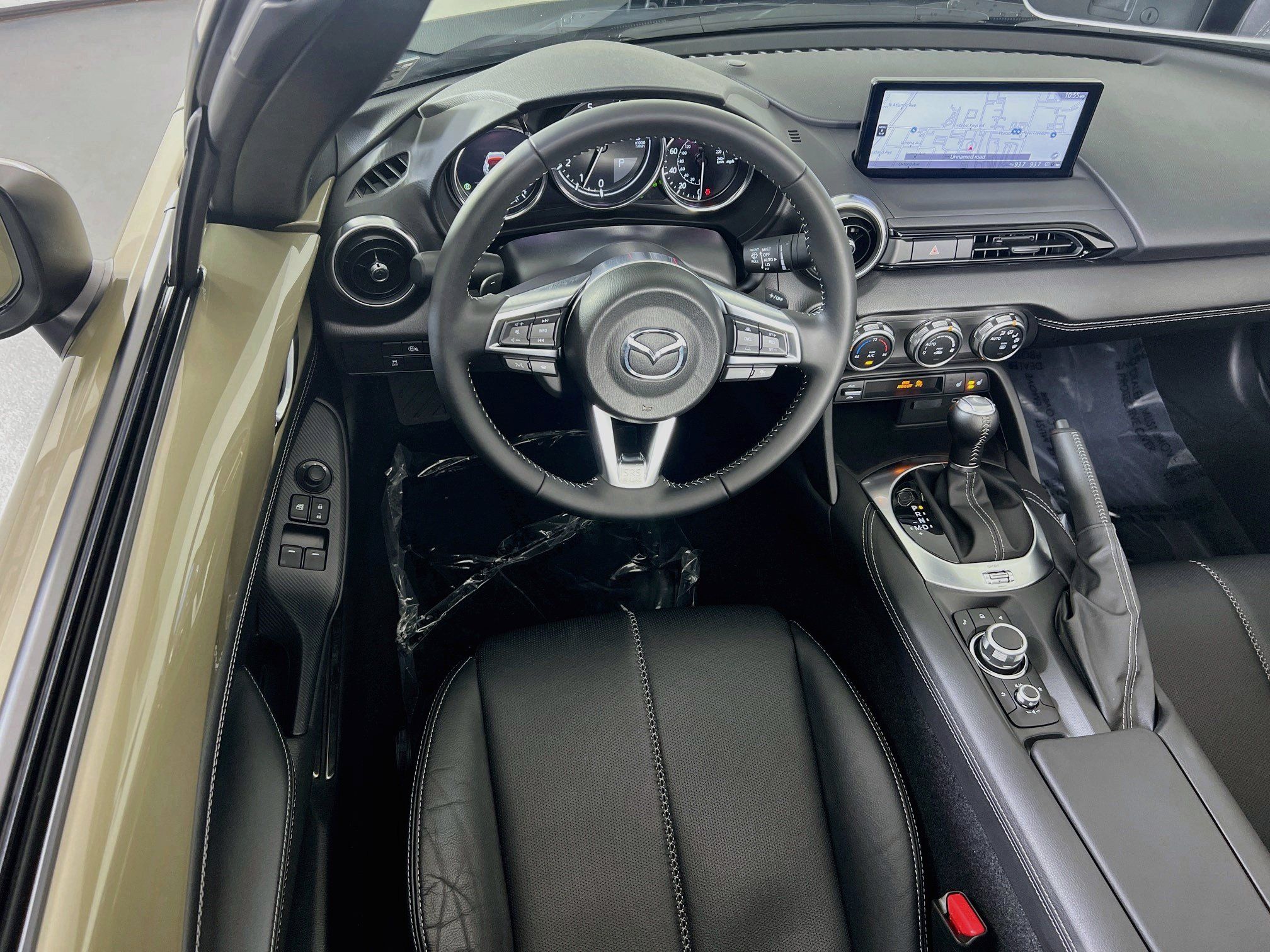 Used 2024 MAZDA MX-5 Miata RF Grand Touring RWD image 22