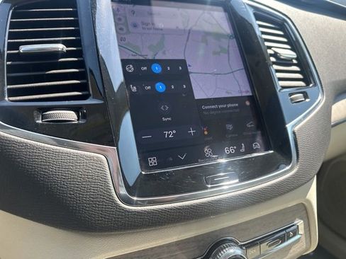 Certified 2023 Volvo XC90 B6 Plus image 31