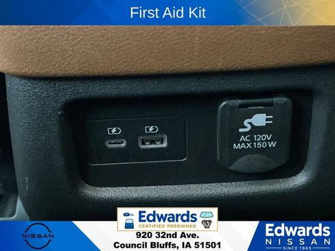 Used 2022 Nissan Pathfinder Platinum w/ Cargo Package AWD/4WD image 19