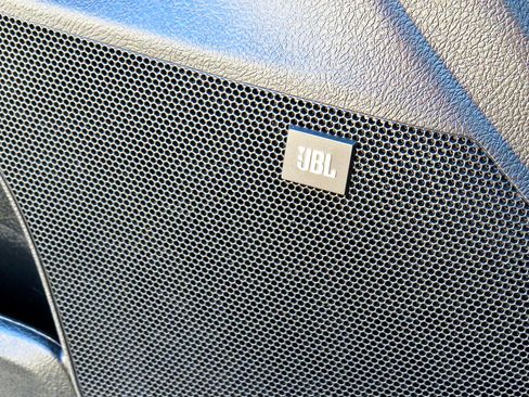 Used 2017 Toyota Avalon Limited image 20