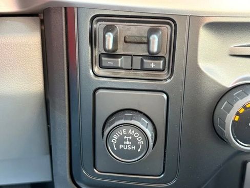 Used 2024 Ford F350 XL w/ XL Chrome Package image 19