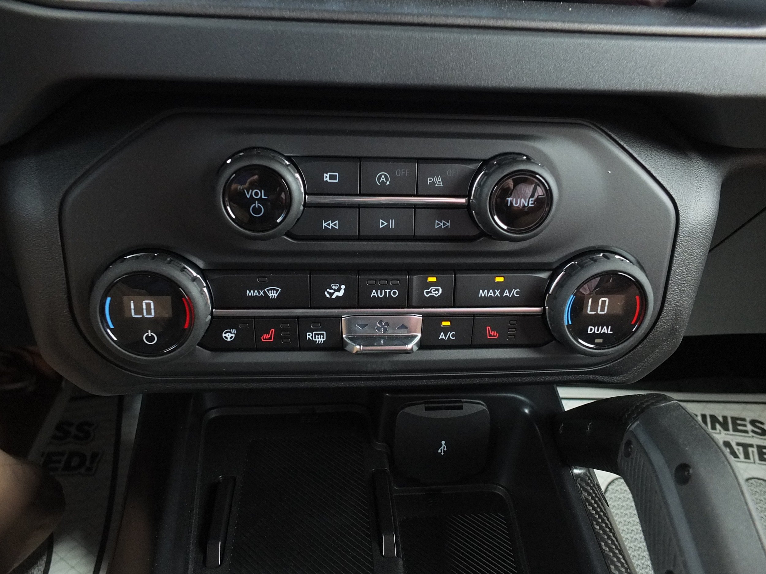 New 2026 Ford Bronco Raptor AWD/4WD image 24