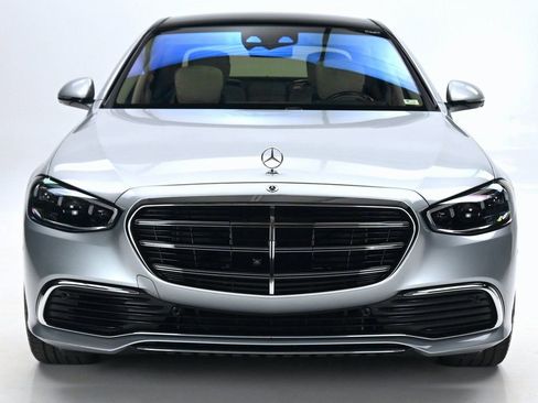 Used 2023 Mercedes-Benz S 580 4MATIC Sedan image 35