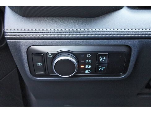Used 2025 Ford Mustang Premium RWD image 22
