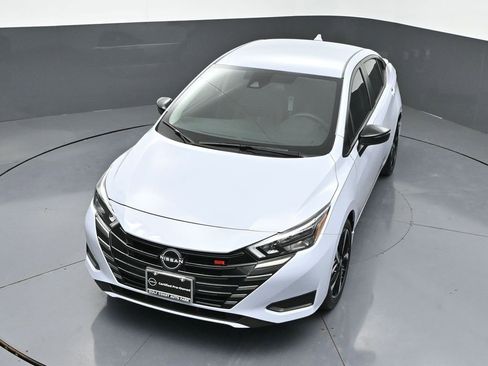 Certified 2025 Nissan Versa SR w/ Trunk Package image 32