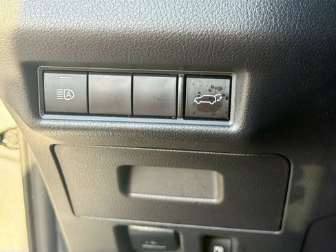Used 2025 Toyota Grand Highlander FWD image 34