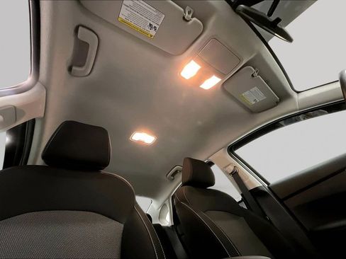 Used 2023 Kia Forte LXS image 27