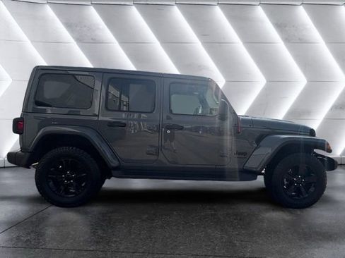 Used 2021 Jeep Wrangler Unlimited Sahara image 5