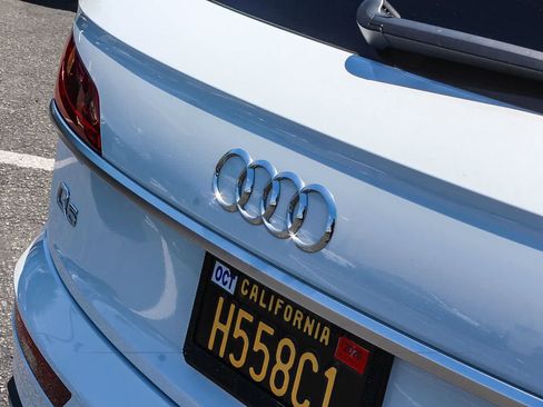 Used 2023 Audi Q5 2.0T Premium AWD/4WD image 9