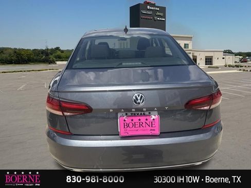 Used 2021 Volkswagen Passat 2.0T S FWD image 10