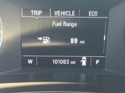 Used 2019 Chevrolet Equinox LS FWD image 11