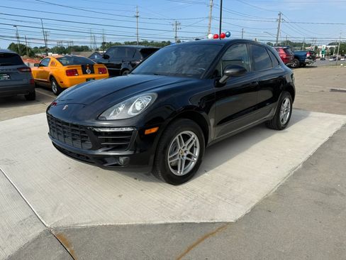 Used 2017 Porsche Macan AWD/4WD image 6