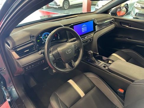 Used 2026 Toyota Camry SE w/ Multimedia Upgrade Package AWD/4WD image 11