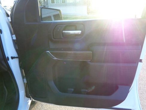 Used 2022 Chevrolet Silverado 2500 LT AWD/4WD image 28