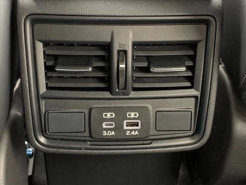 Used 2026 Subaru Forester Premium image 18