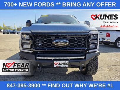 New 2026 Ford F250 Lariat w/ Black Appearance Package