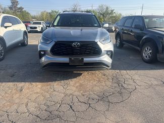 Used 2023 Toyota Highlander XLE video 1