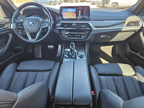 Used 2021 BMW 540i w/ Convenience Package image 22