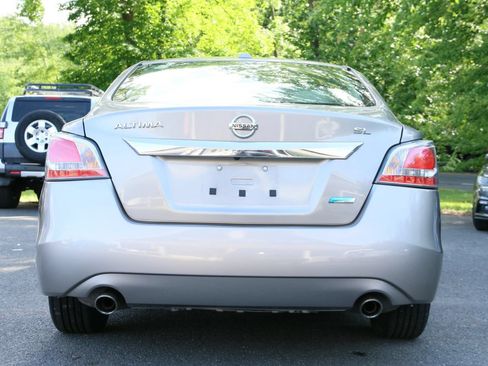 Used 2014 Nissan Altima 2.5 SL w/ Technology Package FWD image 6