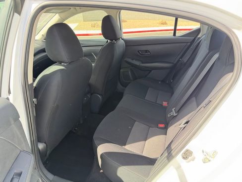 Used 2024 Nissan Sentra SV FWD image 18