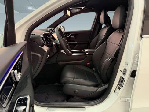 Certified 2025 Mercedes-Benz GLC 350e 4MATIC image 5