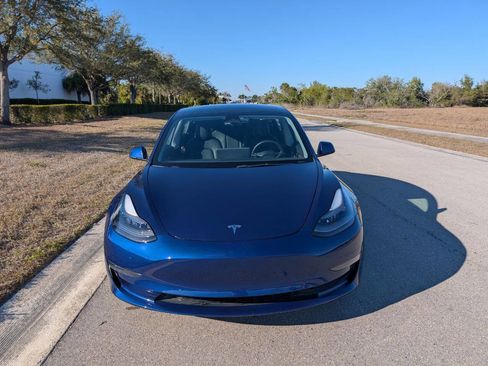 Used 2022 Tesla Model 3 Long Range image 3