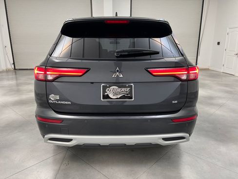 Used 2024 Mitsubishi Outlander SE AWD/4WD image 6