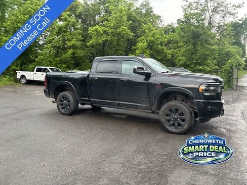 Used 2022 RAM 2500 Limited AWD/4WD image 2