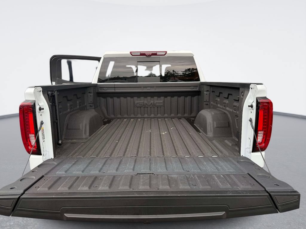 Used 2025 GMC Sierra 1500 AT4 w/ AT4 Premium Package AWD/4WD image 13