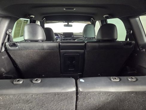 Used 2023 Mitsubishi Outlander SE FWD image 28