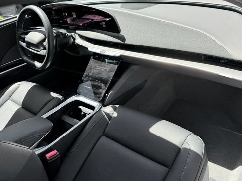 Used 2024 Lucid Air Touring AWD/4WD image 31