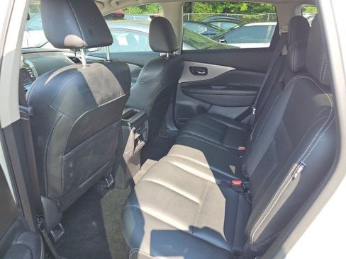 Used 2023 Nissan Murano SV w/ SV Midnight Edition Package AWD/4WD image 9