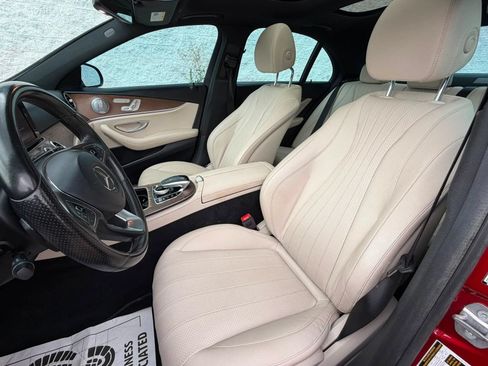 Used 2018 Mercedes-Benz E 300 image 16